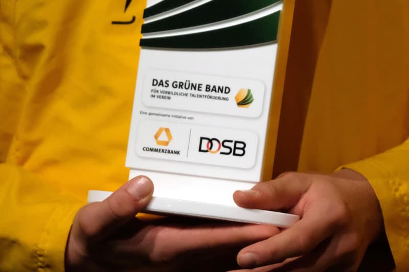 Das Grüne Band - Siegertrophäe