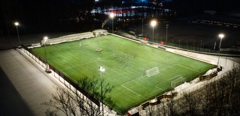 Flutlicht im Stadion, HUDSON GmbH